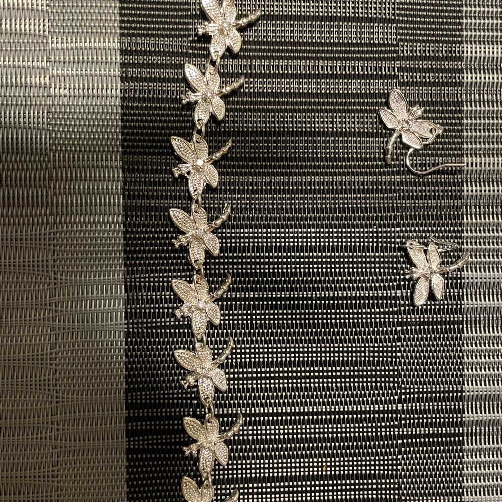 Dragonfly earring set